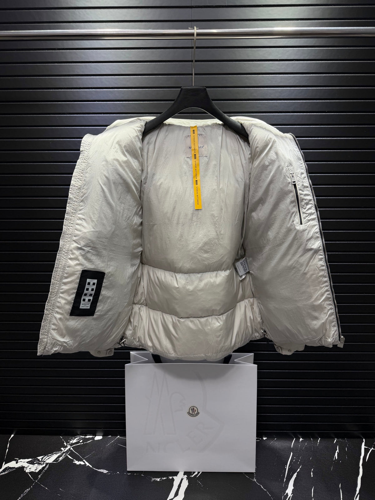 Classic down jacket-230910-71