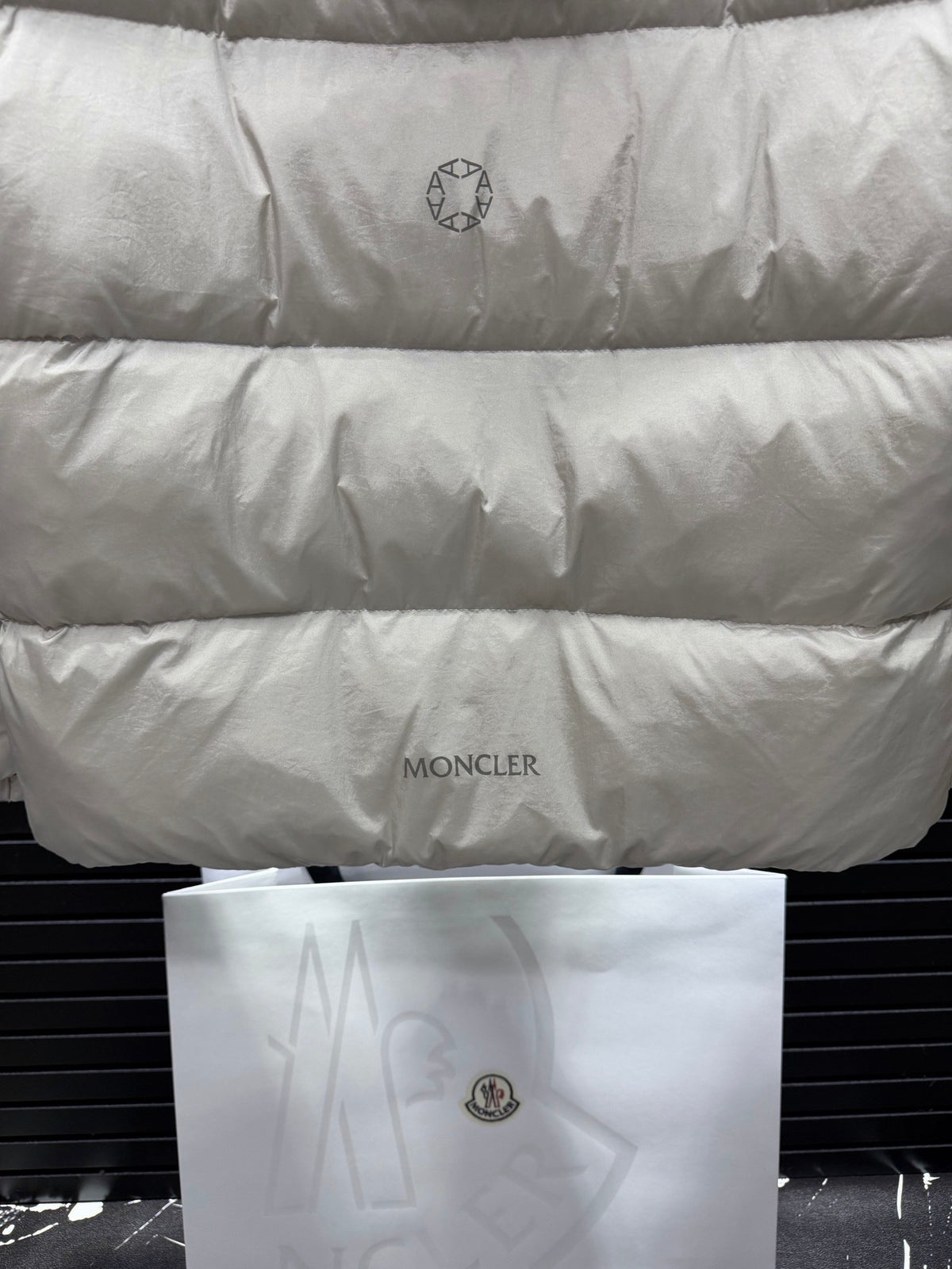 Classic down jacket-230910-71