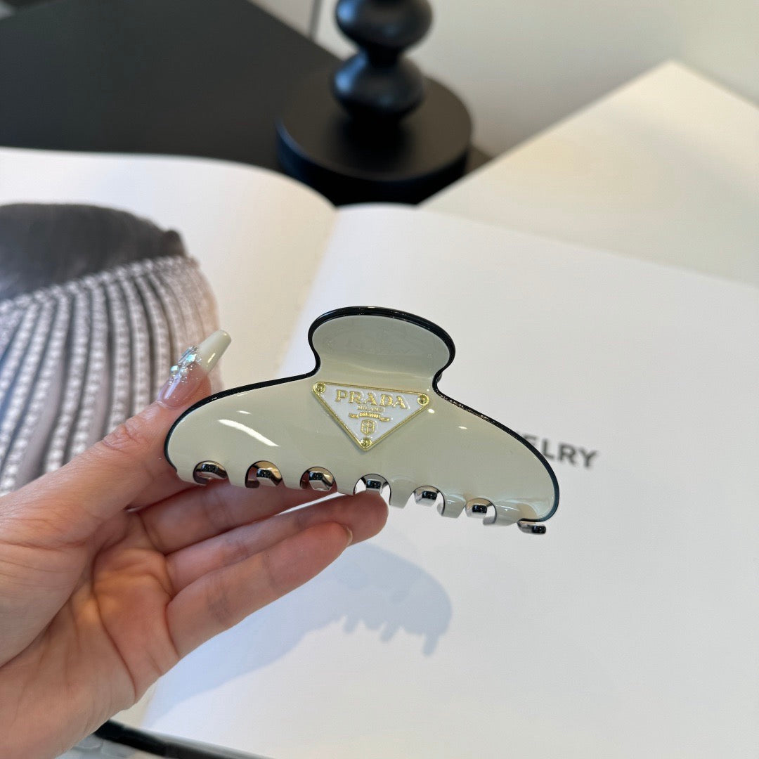 Fashionable Hair Clip - 2