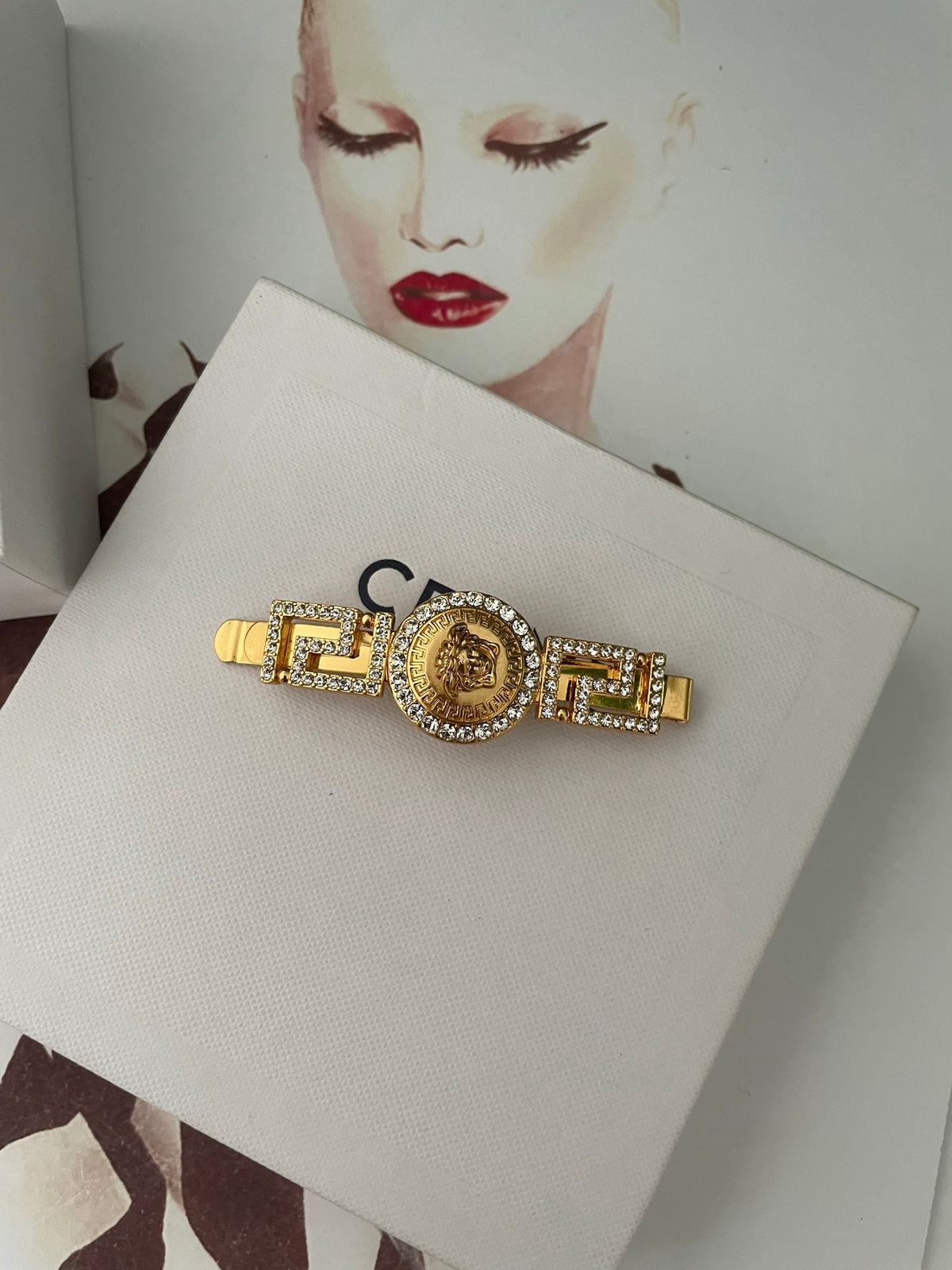 Fashionable Hair Clip - 4