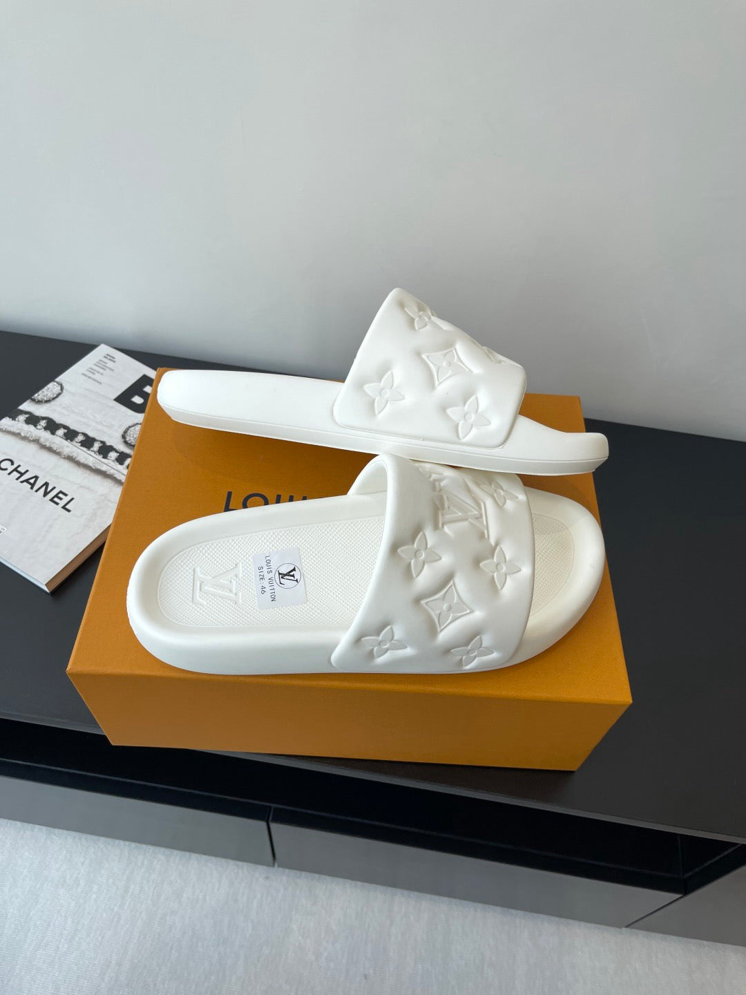 High-end women's slippers-3