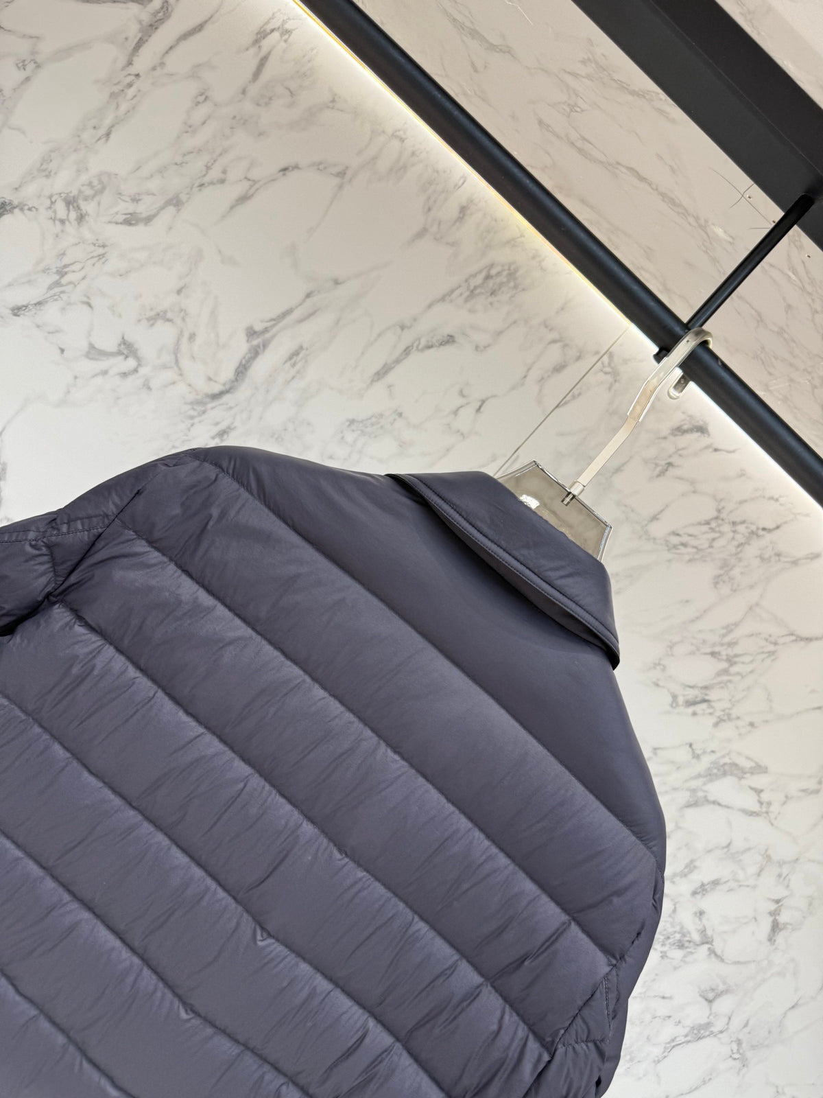 Classic down jacket-991