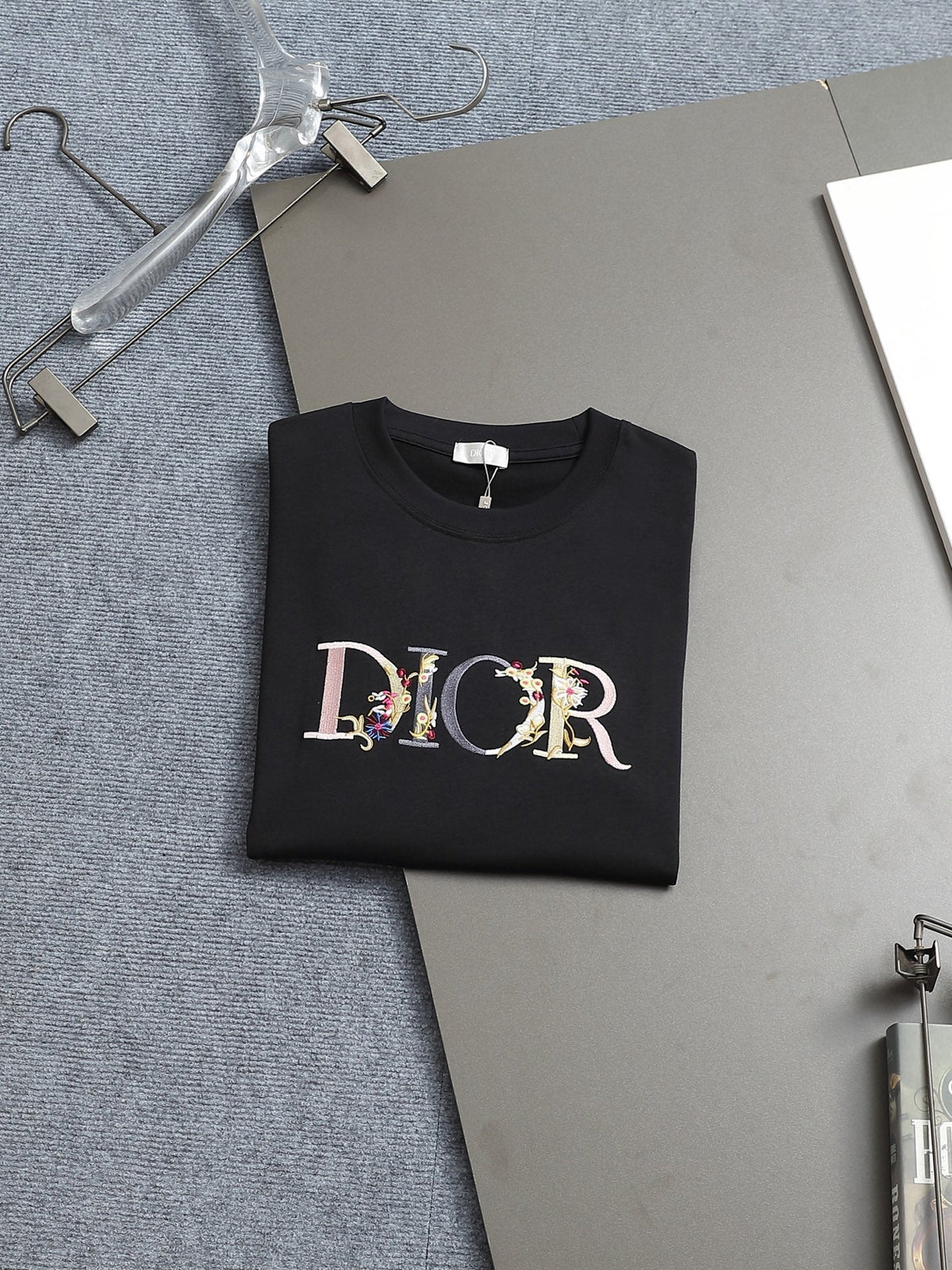 Classic T-shirt-122