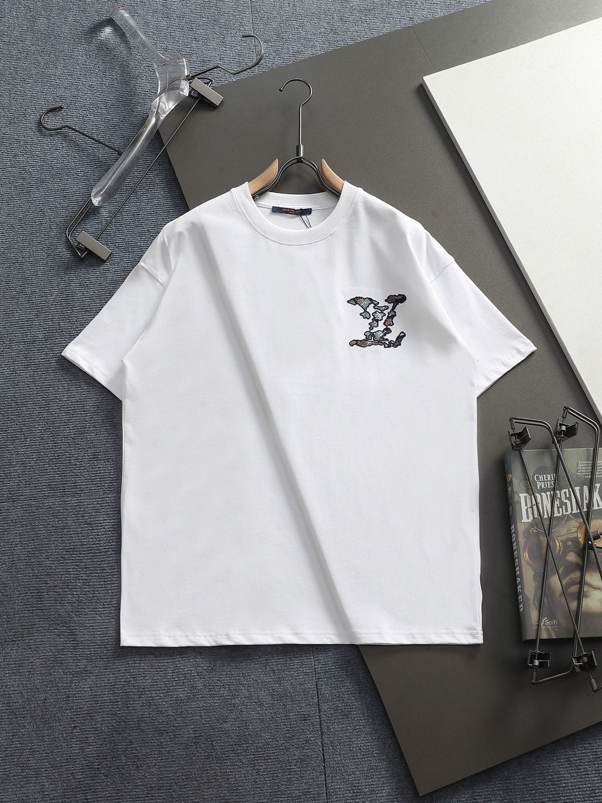 Classic T-shirt-230
