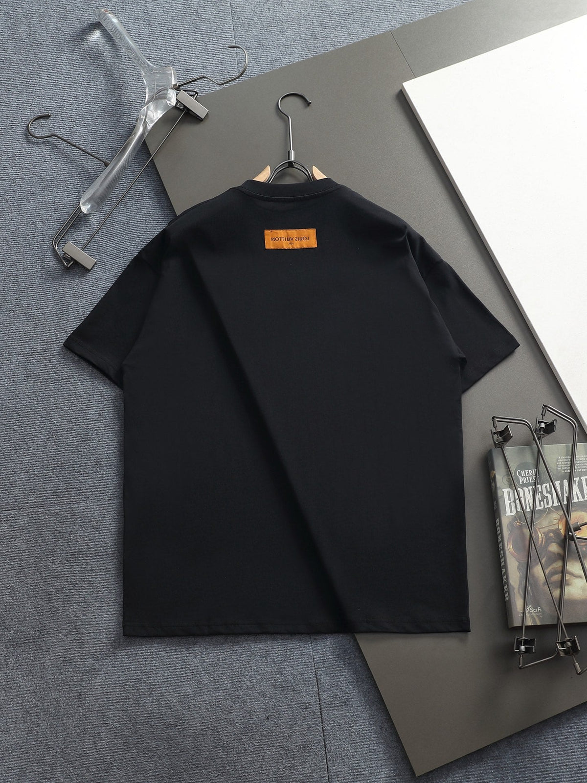 Classic T-shirt-240