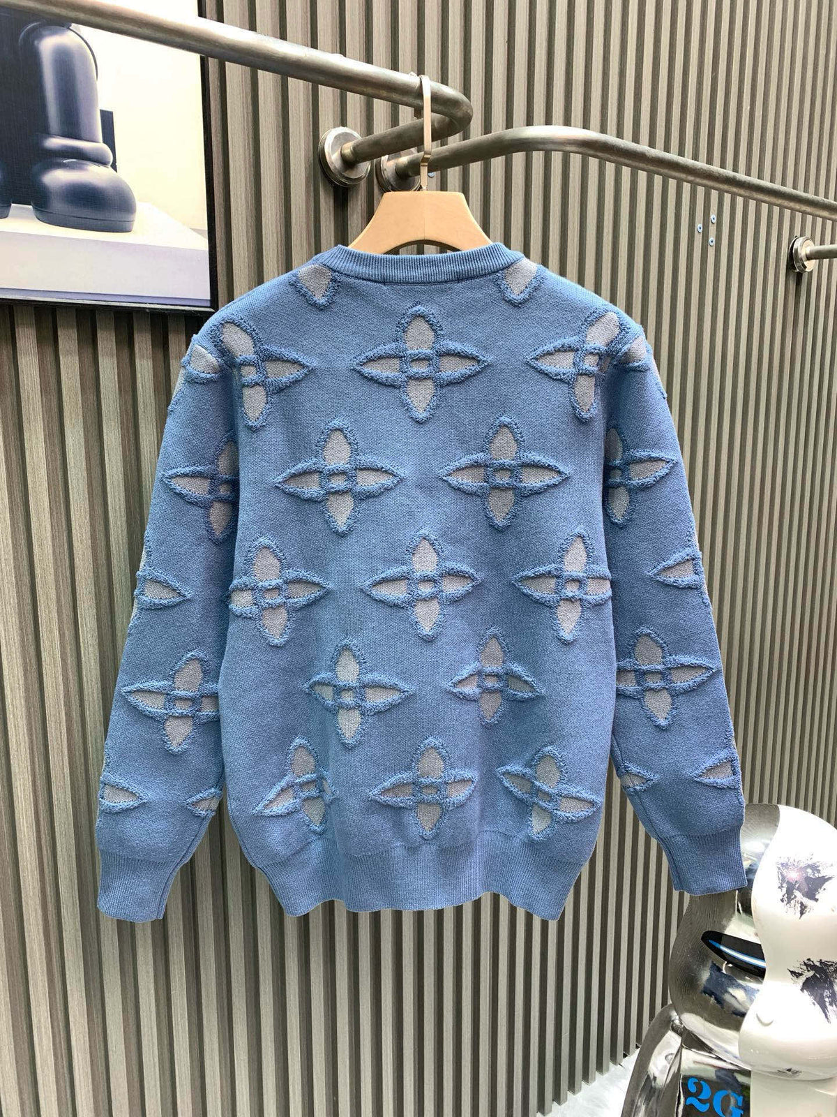 Classic Fashion Sweater-10001
