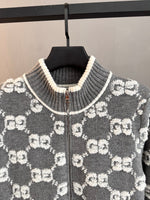 Classic Fashion Sweater-10002