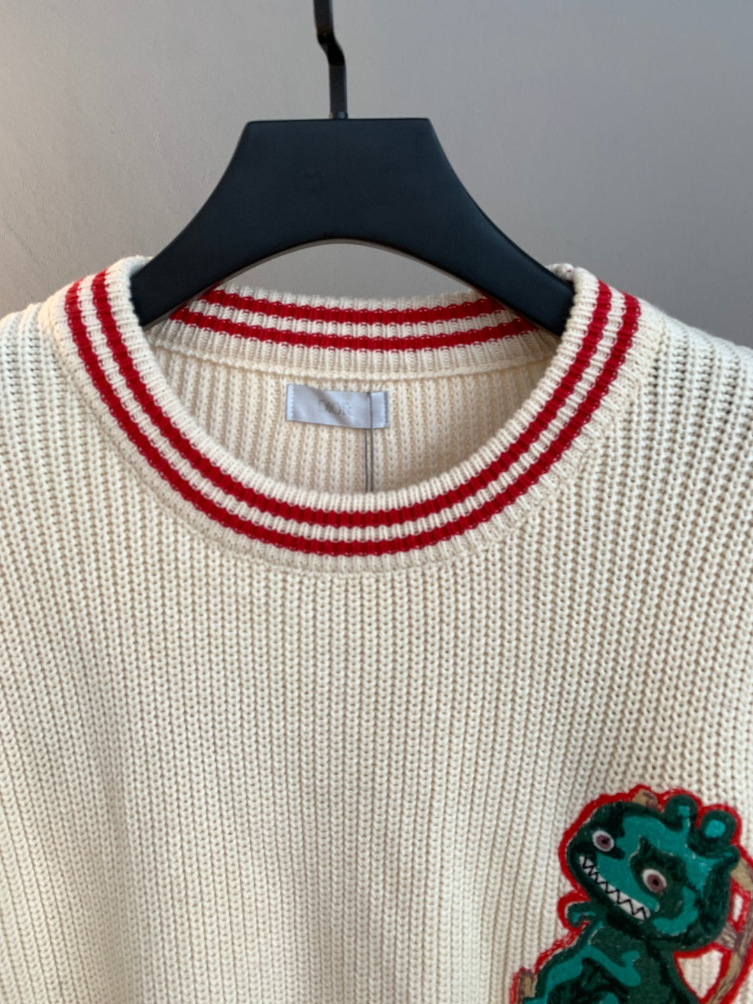 Classic Fashion Sweater-10009