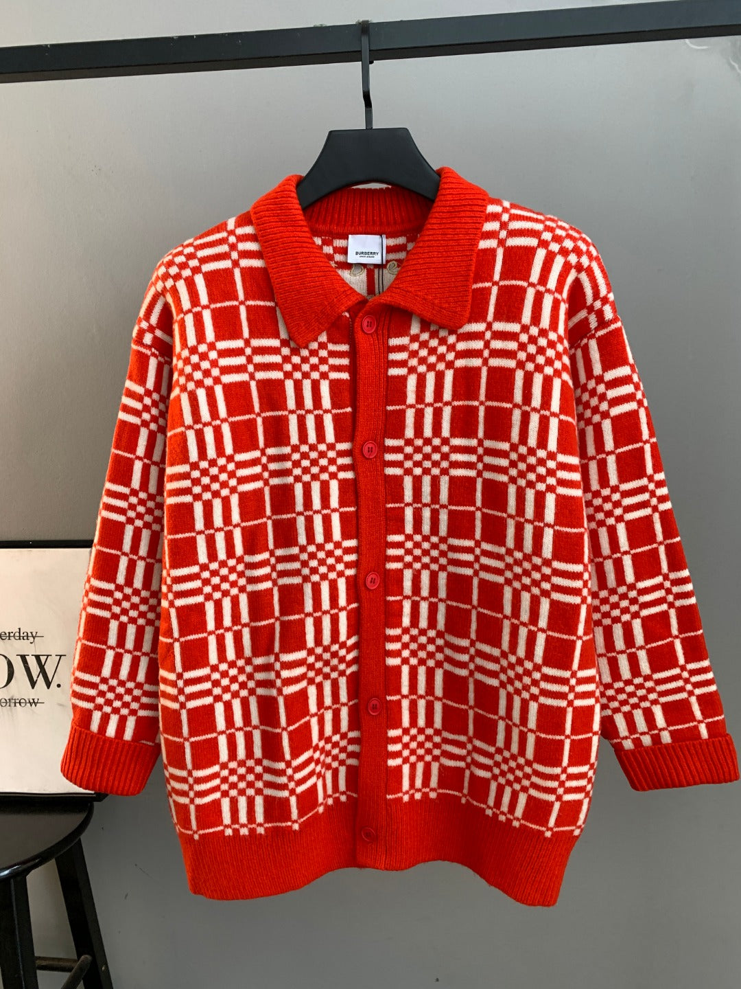 Classic Fashion Sweater-10010