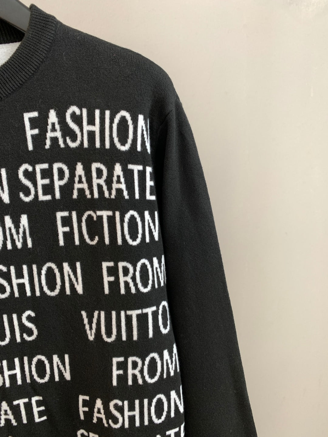 Classic Fashion Sweater-10013