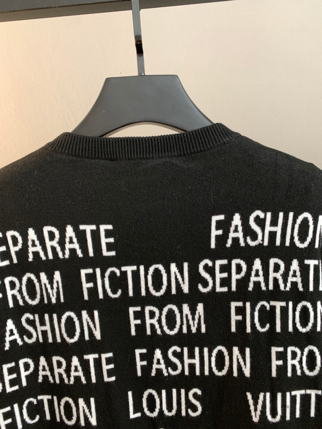 Classic Fashion Sweater-10013