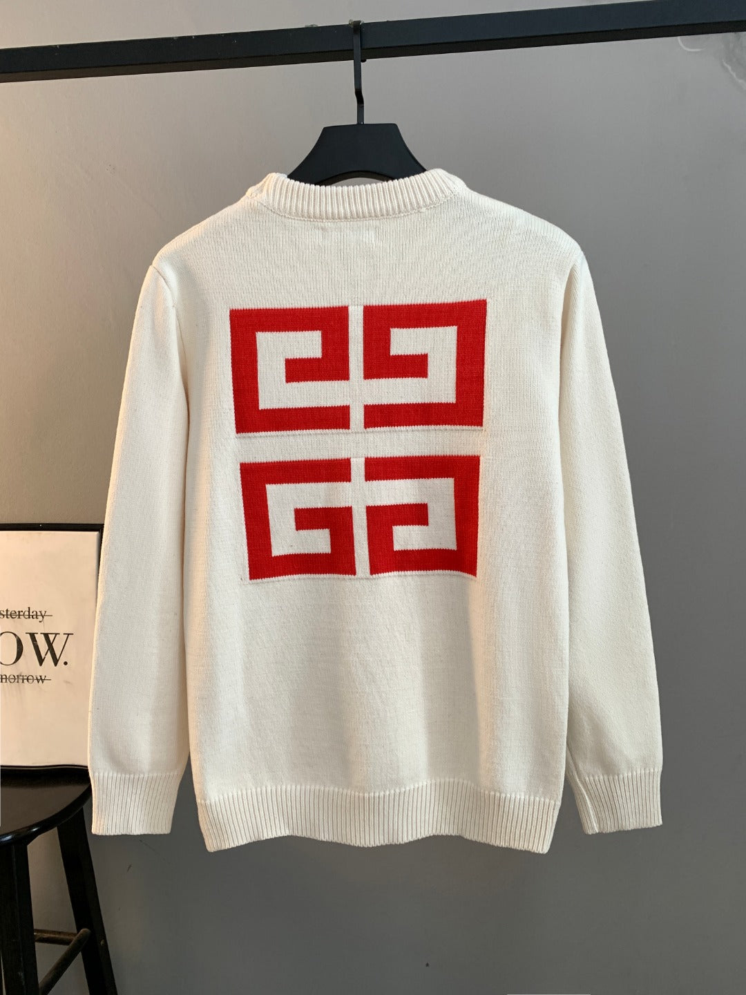 Classic Fashion Sweater-10014