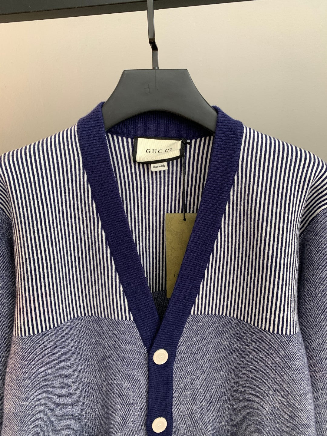 Classic Fashion Sweater-10016