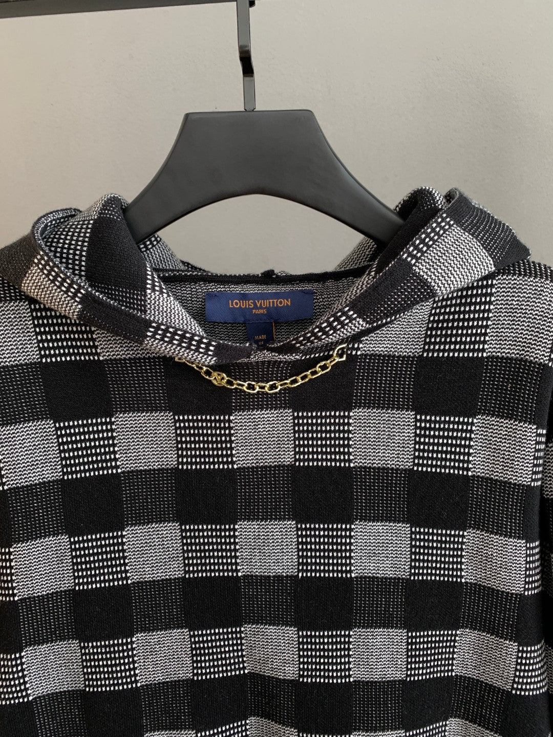 Classic Fashion Sweater-10017