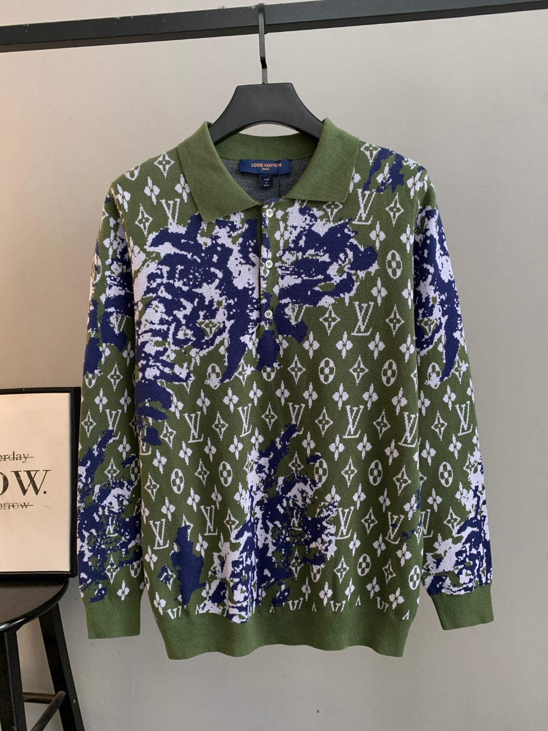 Classic Fashion Sweater-10018