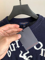 Classic Fashion Sweater-10021