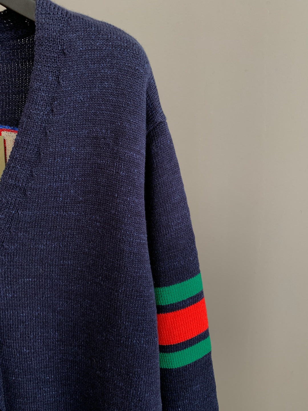 Classic Fashion Sweater-10024