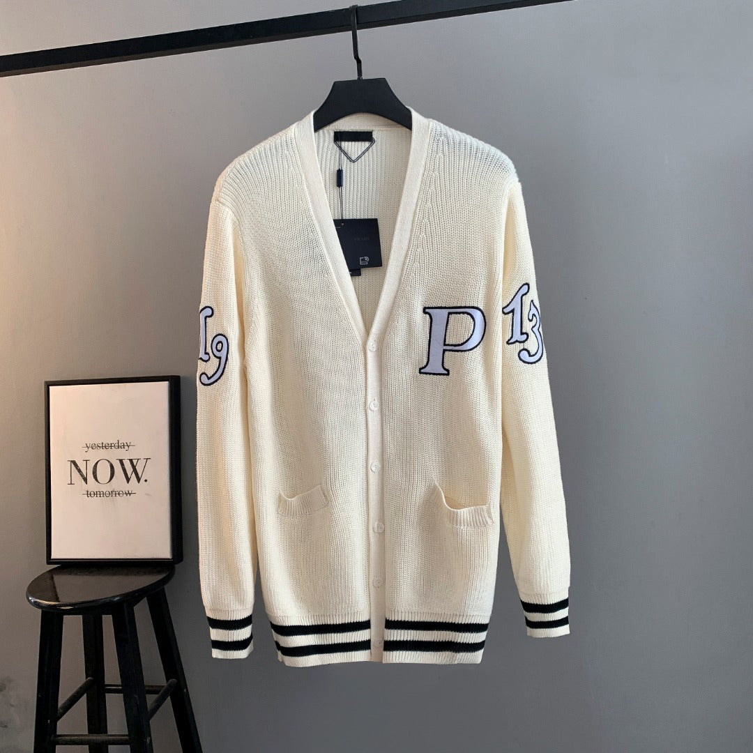 Classic Fashion Sweater-10031