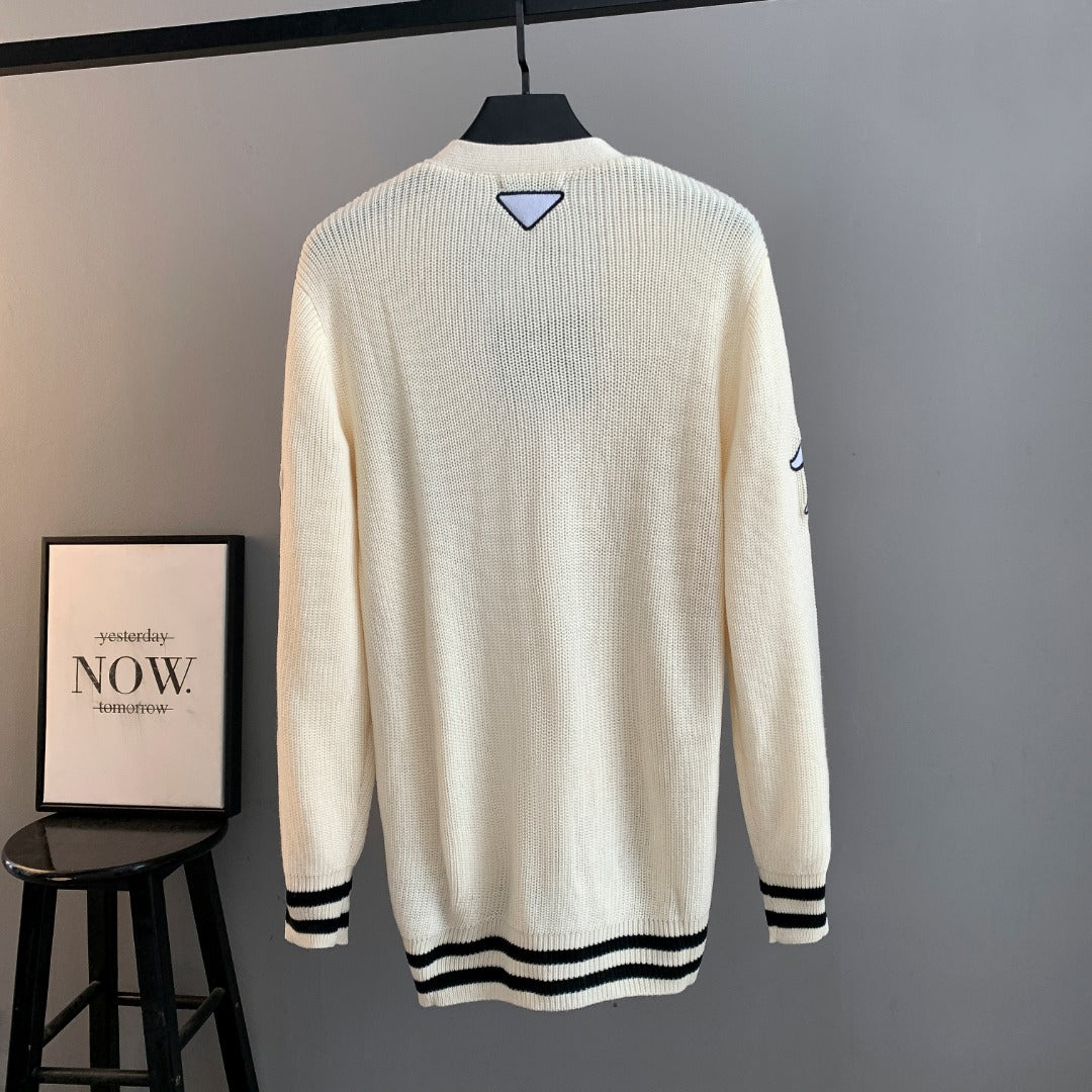 Classic Fashion Sweater-10031