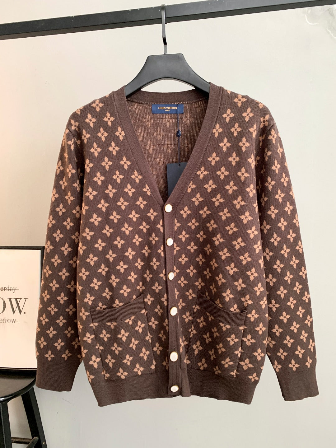 Classic Fashion Sweater-10040