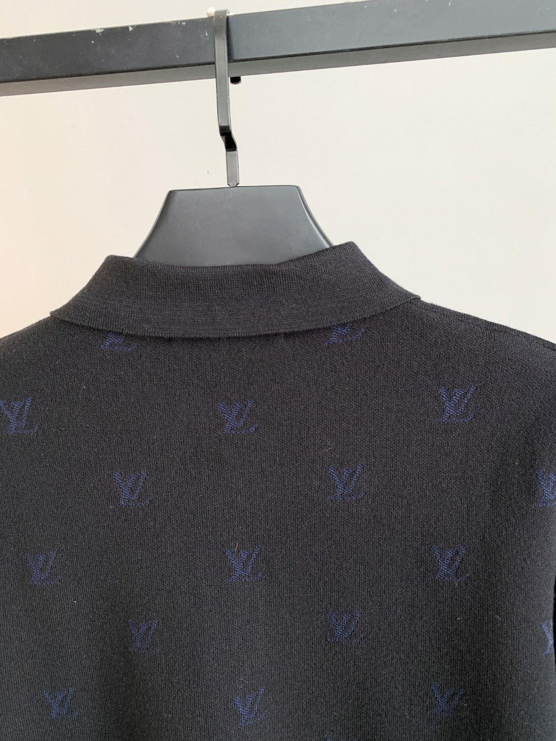Classic Fashion Sweater-10044