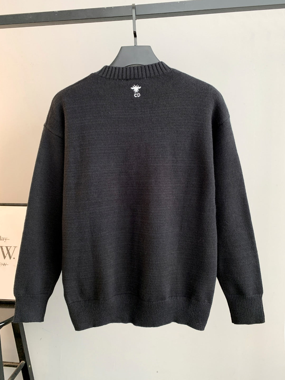 Classic Fashion Sweater-10047