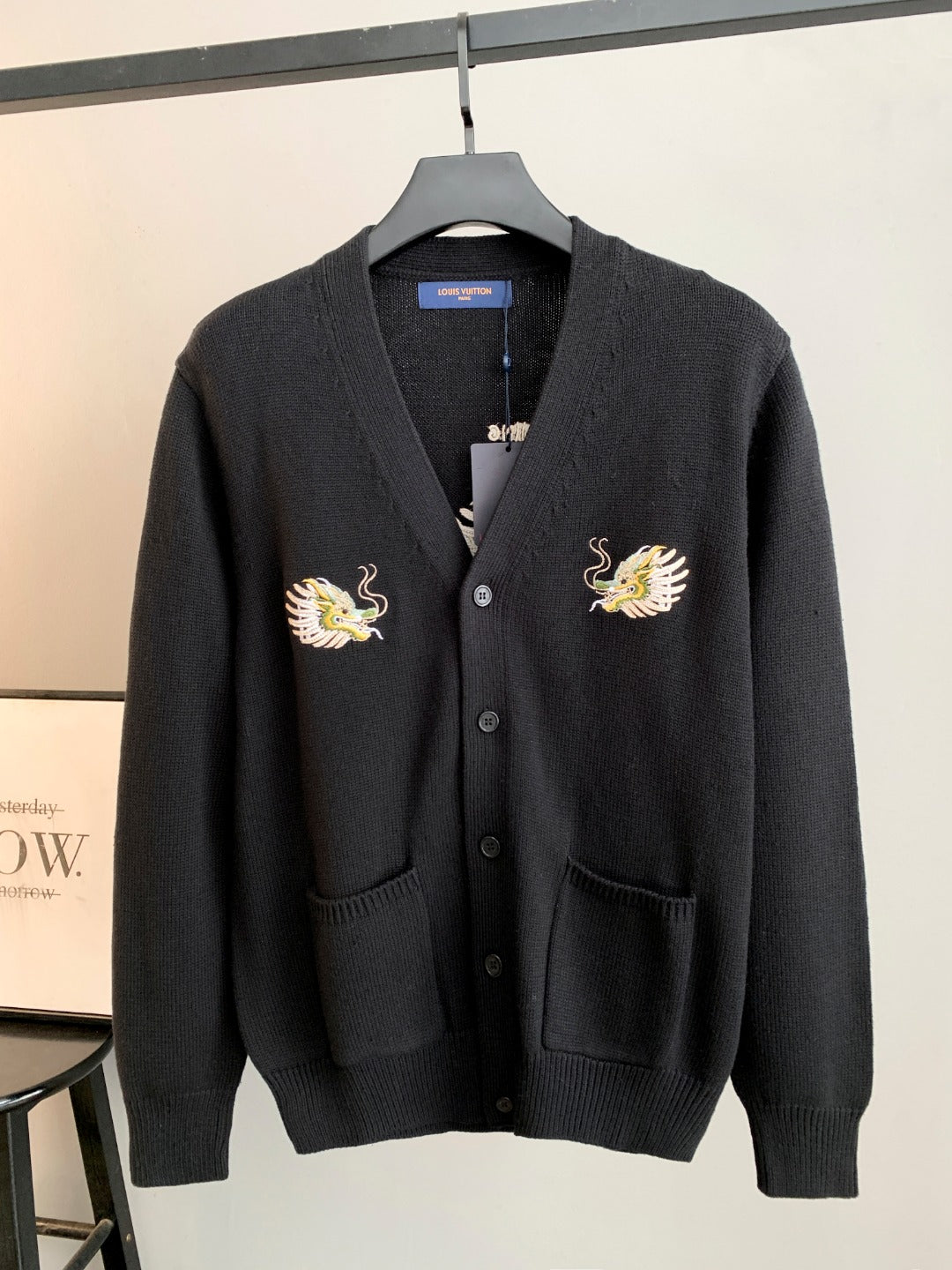 Classic Fashion Sweater-10051
