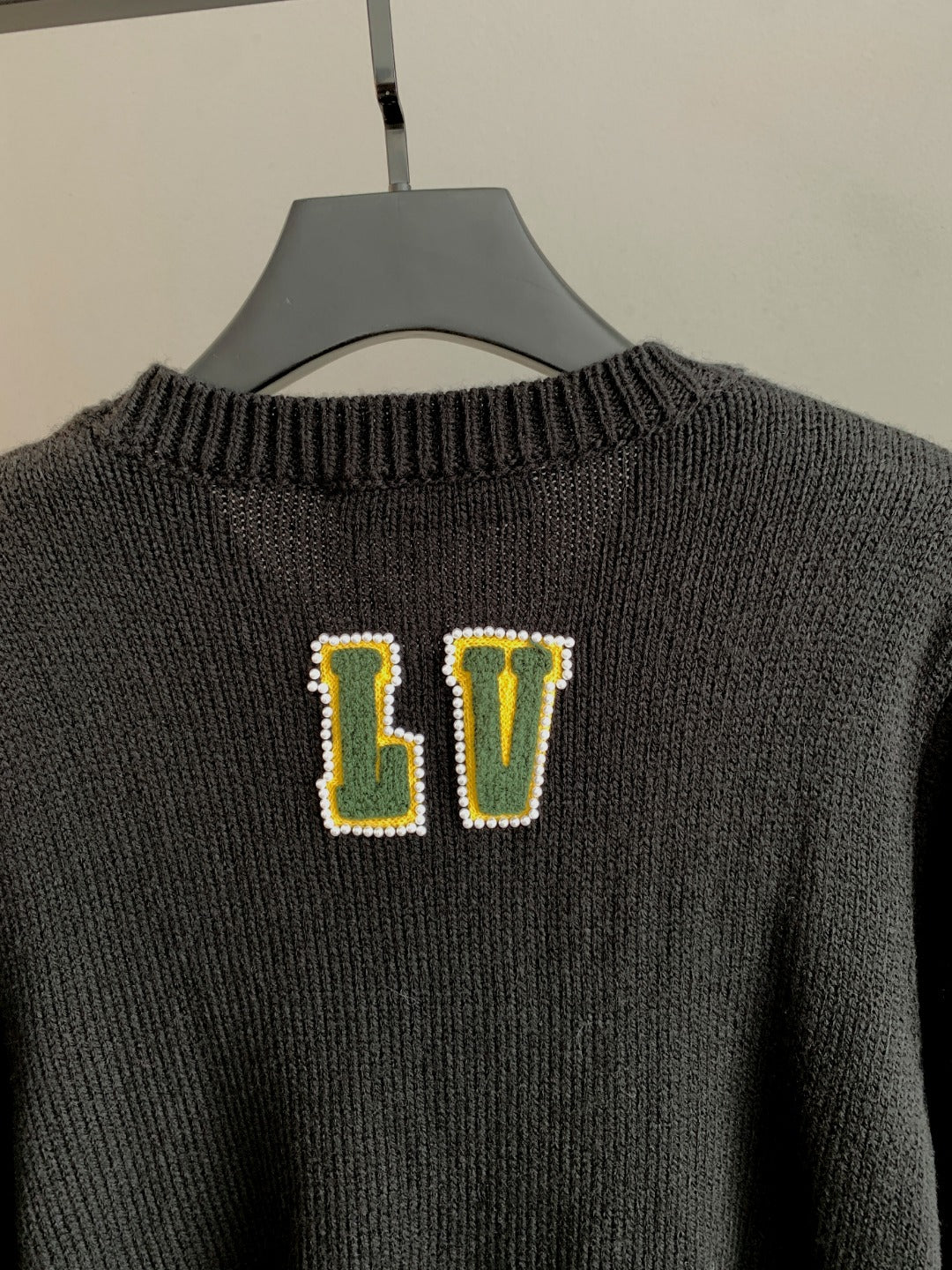 Classic Fashion Sweater-10054