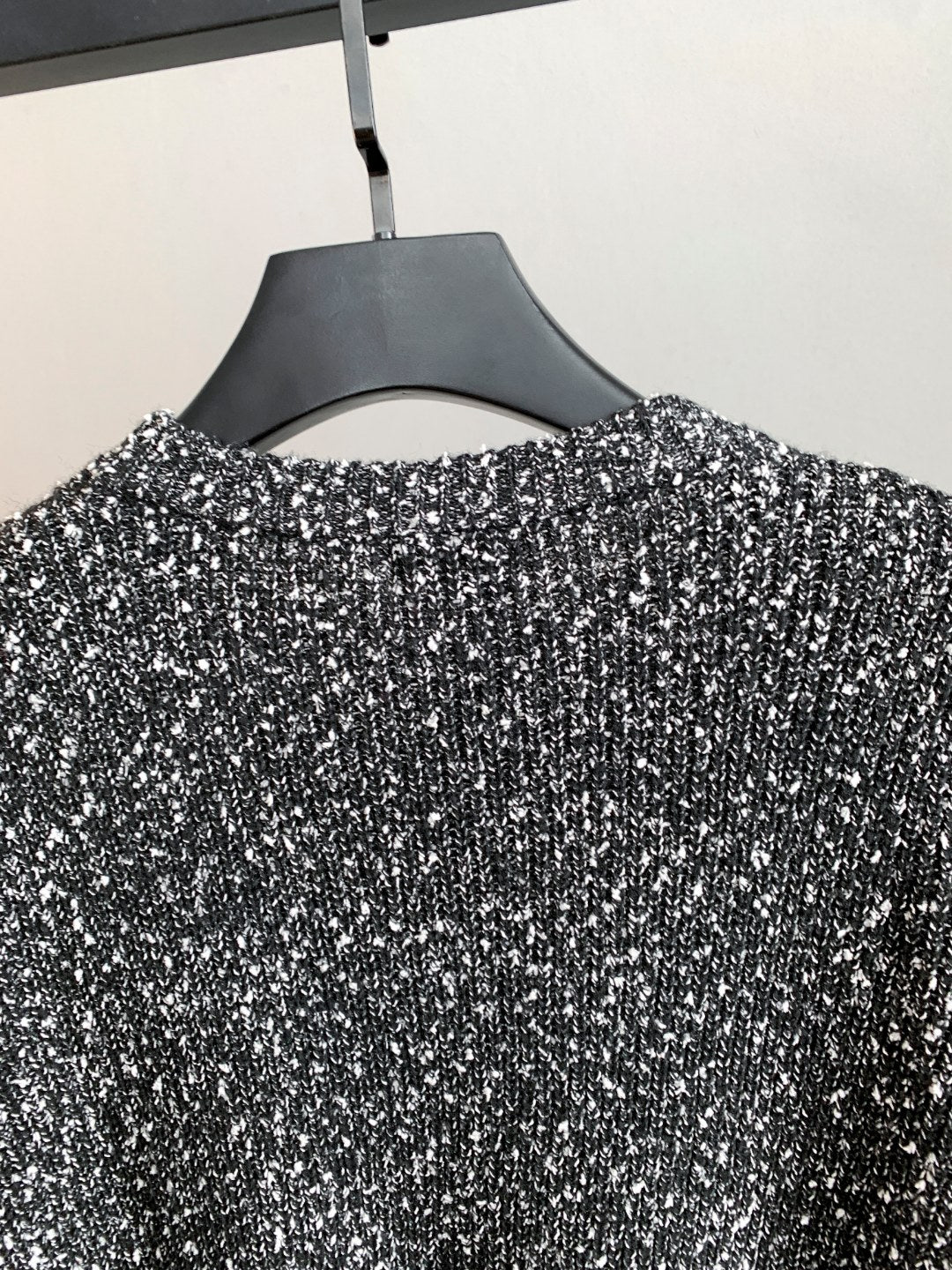 Classic Fashion Sweater-10055