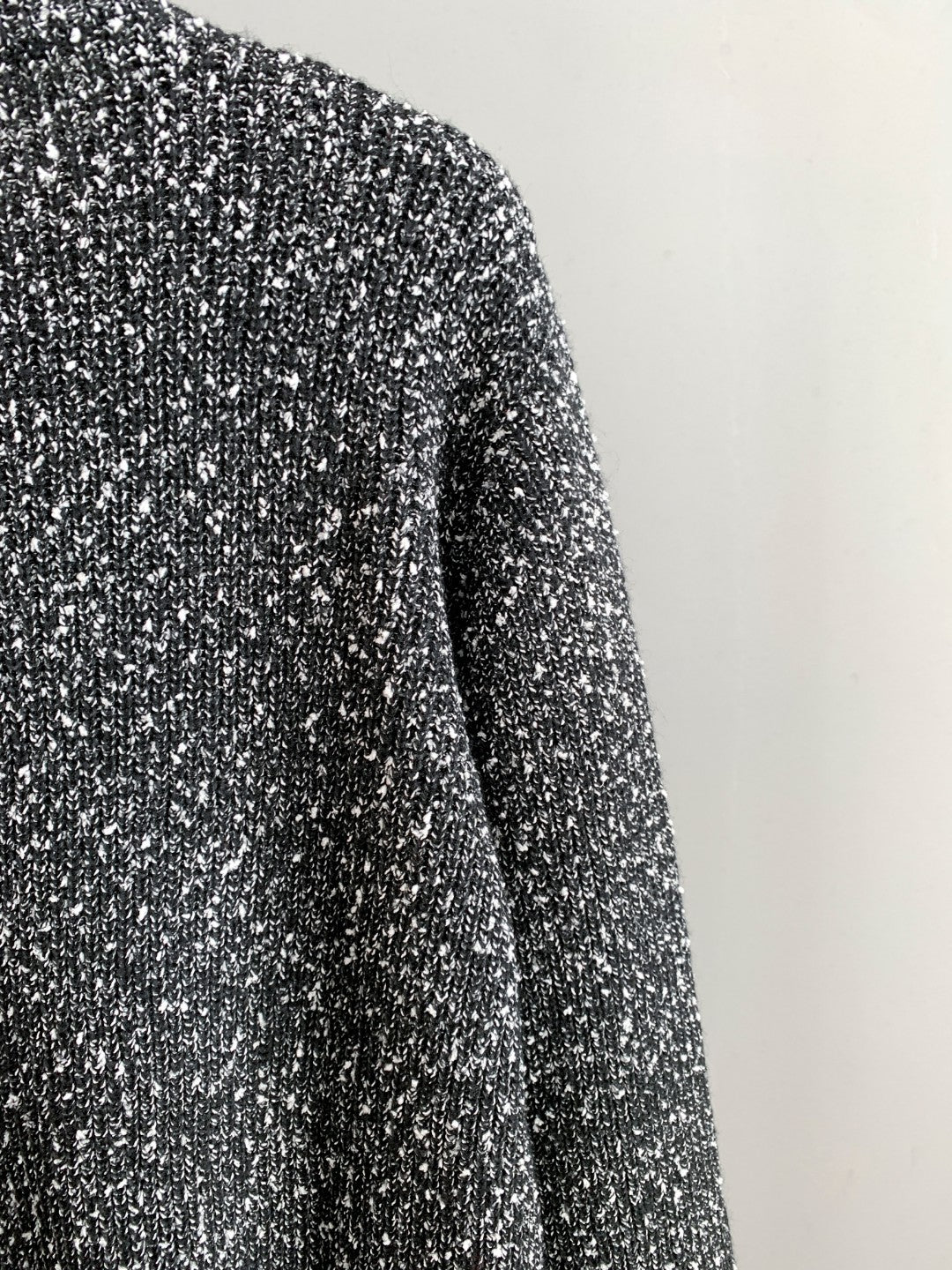 Classic Fashion Sweater-10055