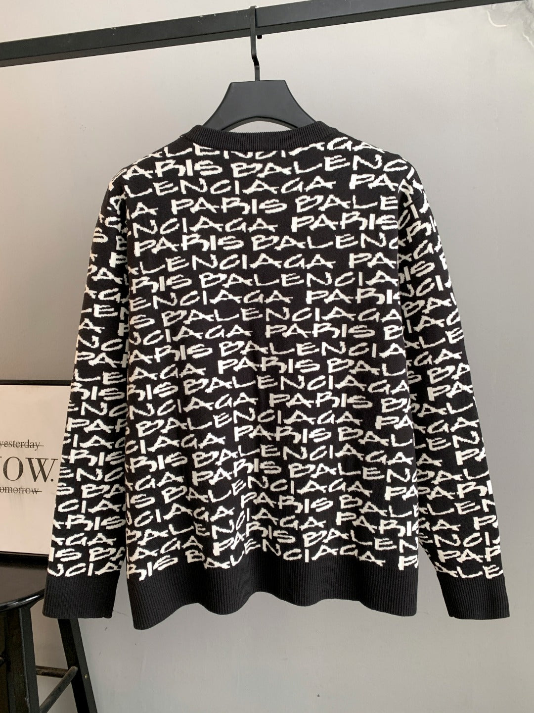 Classic Fashion Sweater-10058