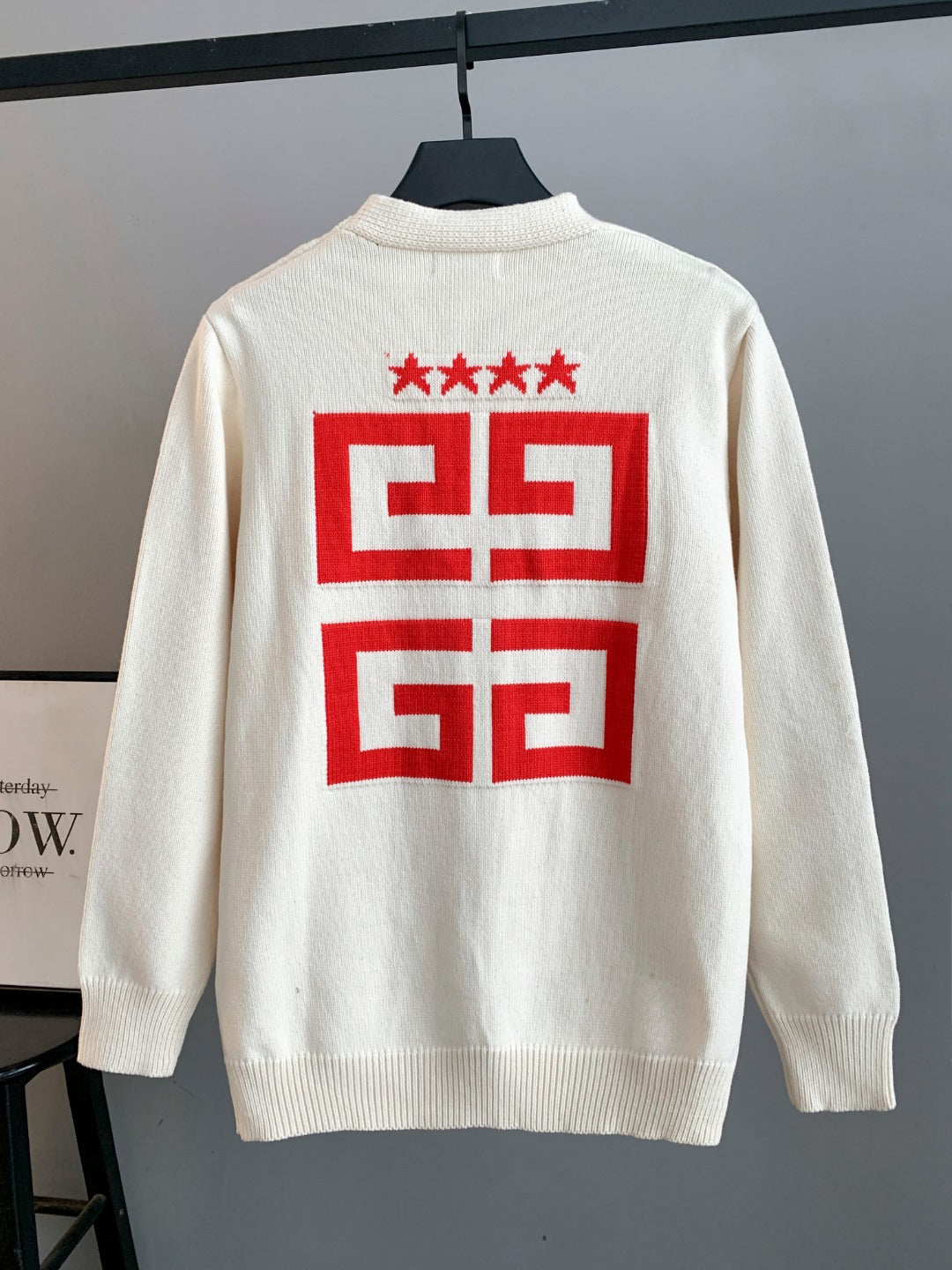 Classic Fashion Sweater-10060