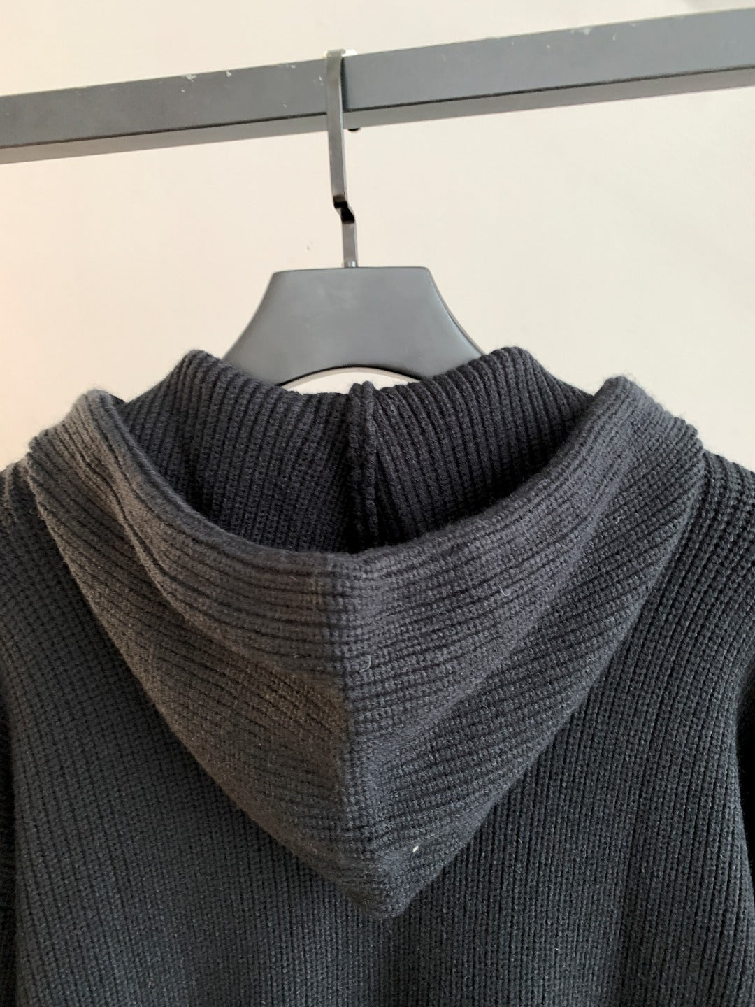 Classic Fashion Sweater-10062