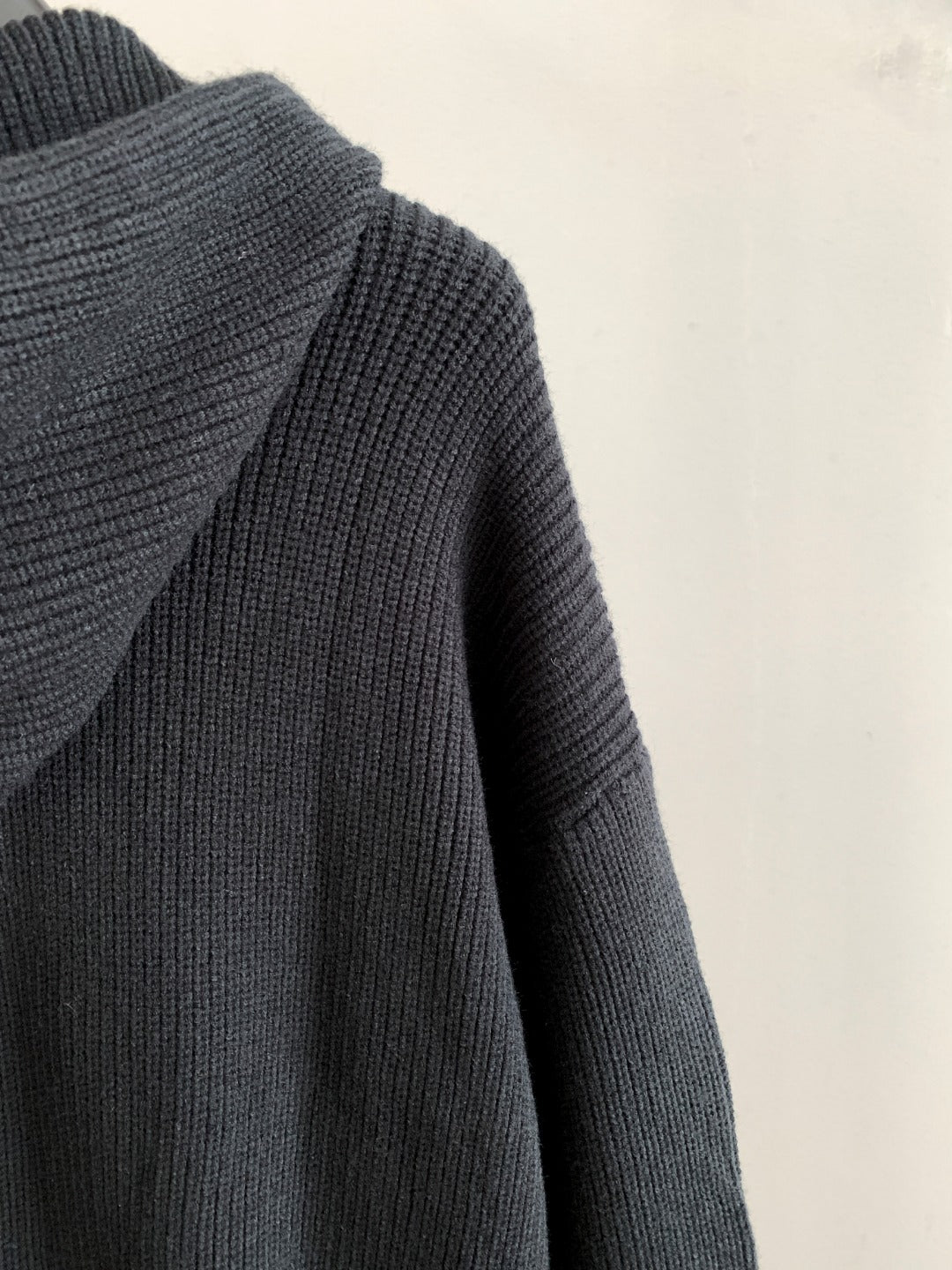 Classic Fashion Sweater-10062