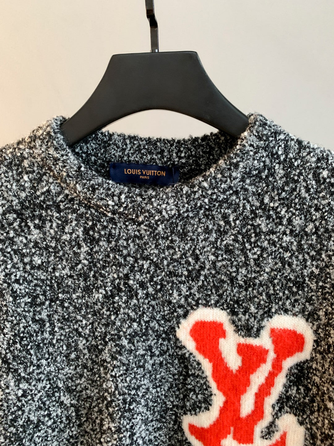 Classic Fashion Sweater-10070