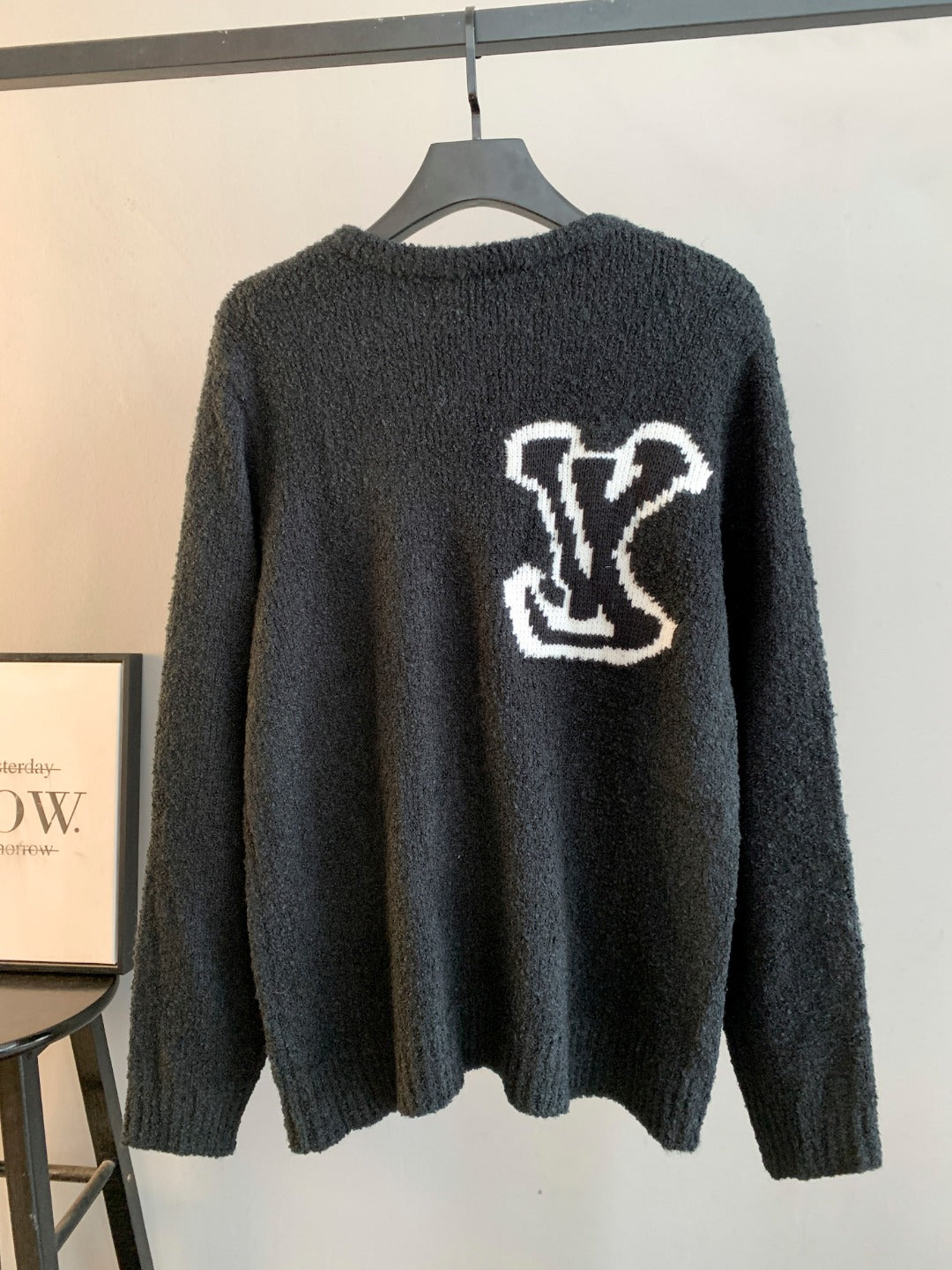 Classic Fashion Sweater-10071