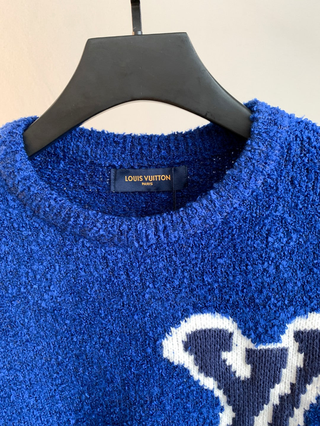 Classic Fashion Sweater-10074