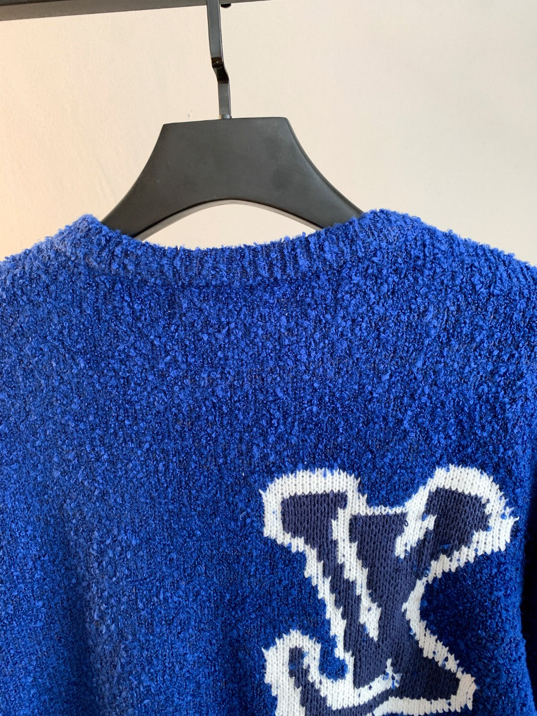 Classic Fashion Sweater-10074