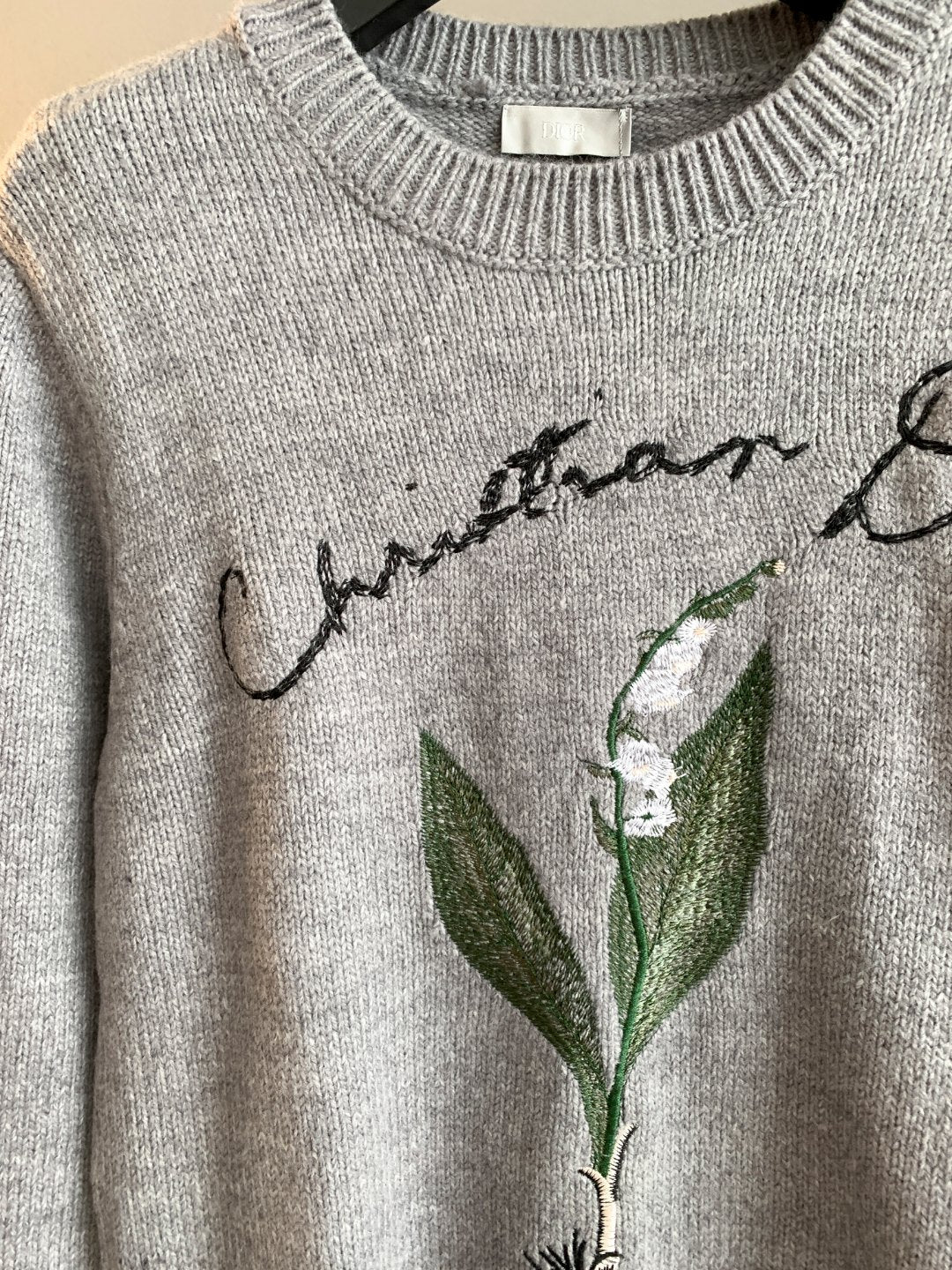 Classic Fashion Sweater-10076