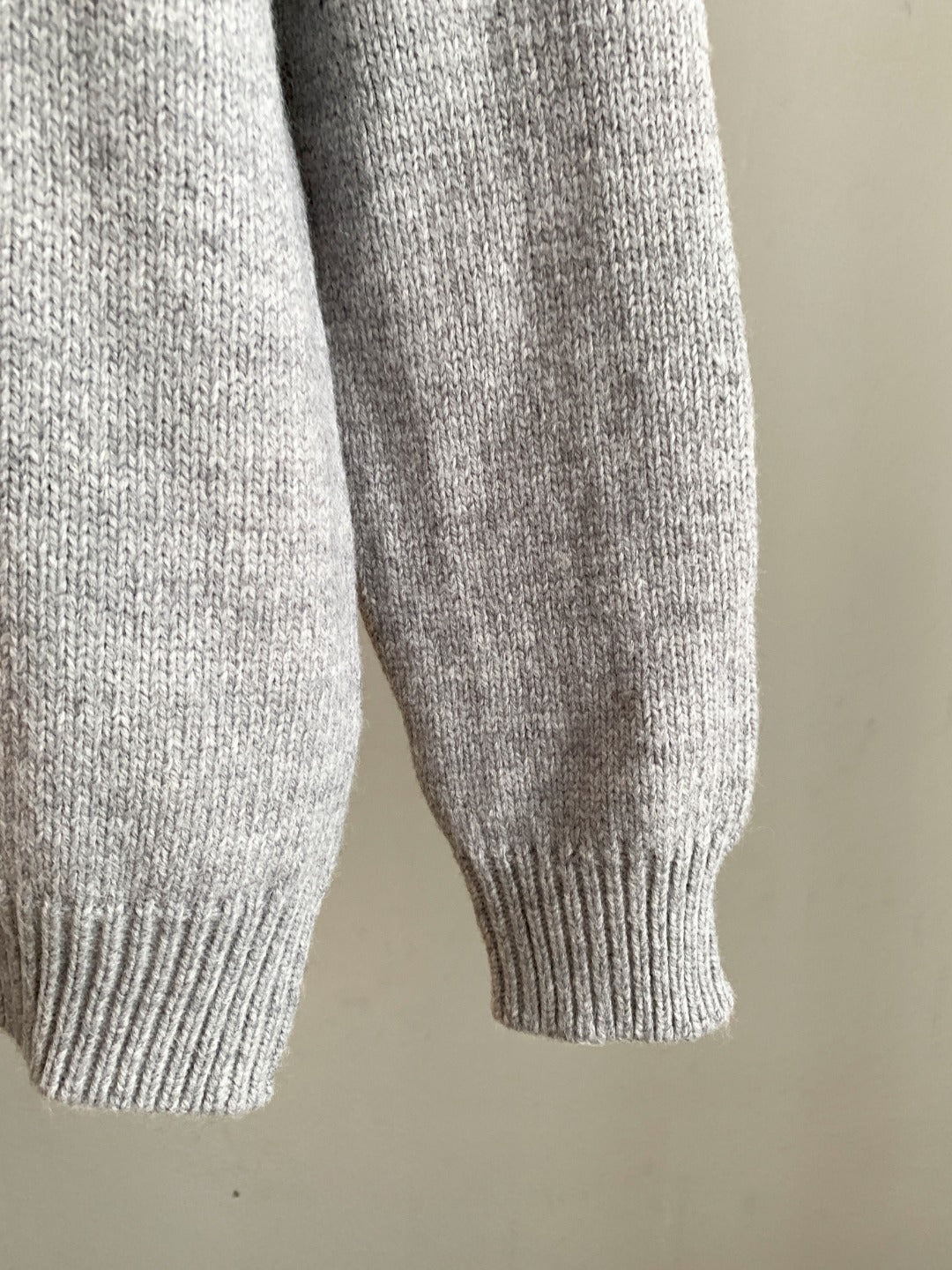 Classic Fashion Sweater-10076