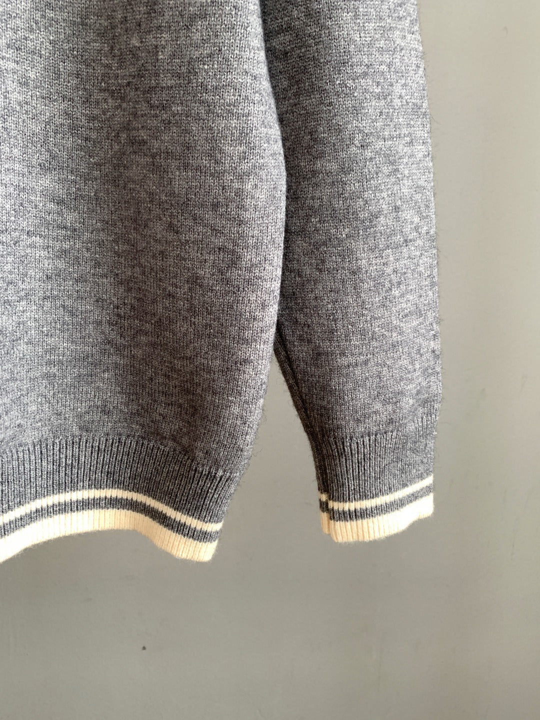 Classic Fashion Sweater-10080