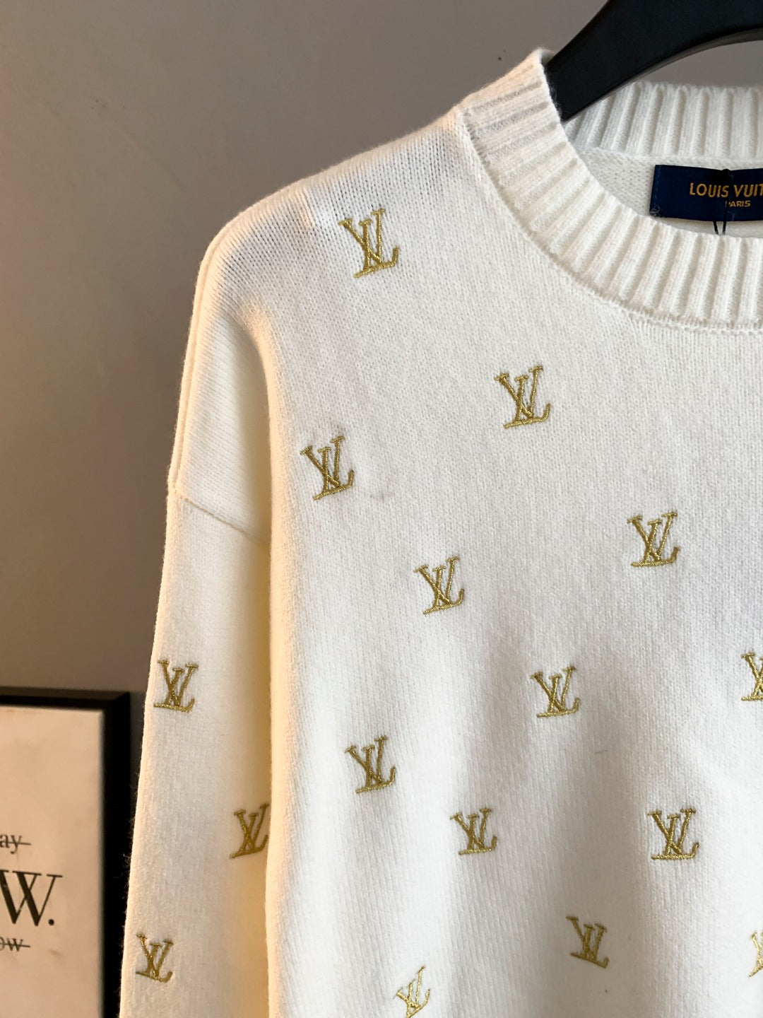 Classic Fashion Sweater-10083