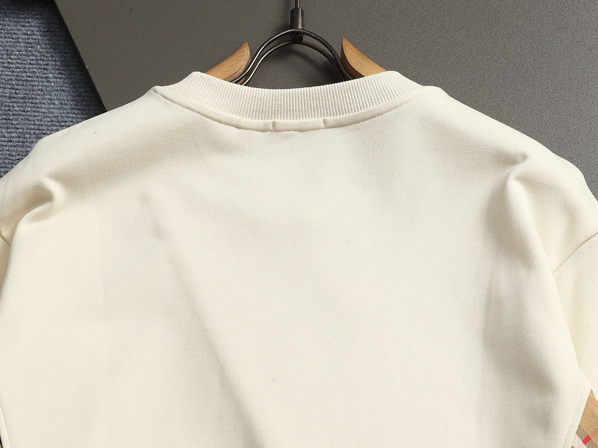Classic Fit Hoodie-10013