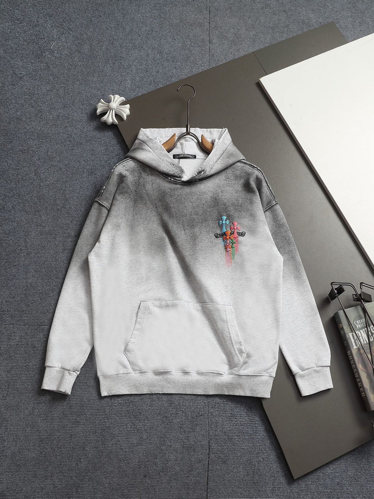Classic Fit Hoodie-10036