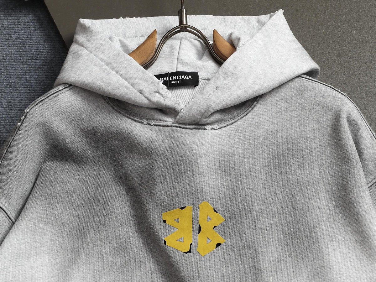 Classic Fit Hoodie-10038