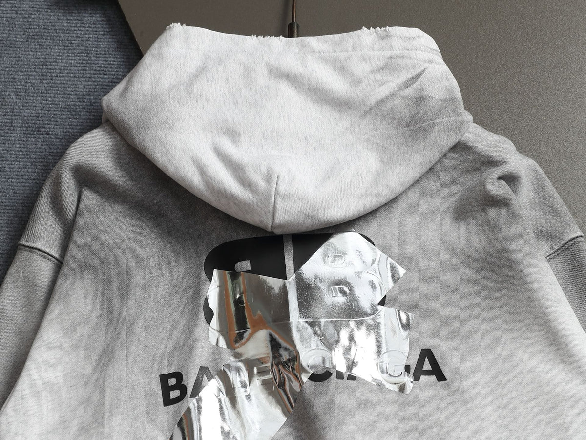 Classic Fit Hoodie-10040