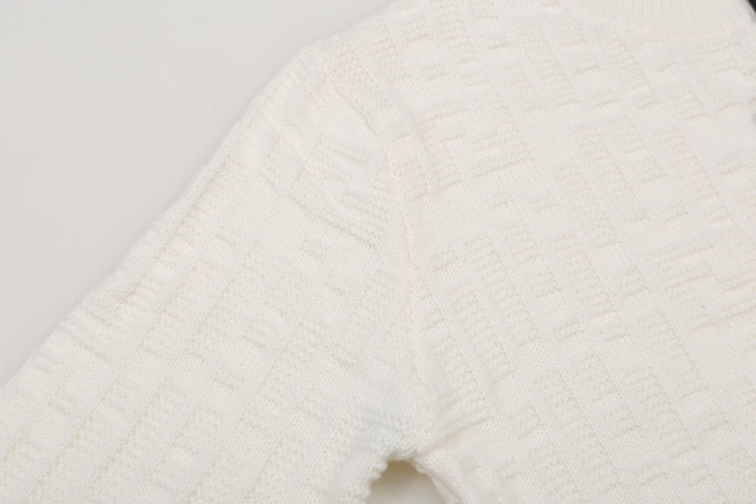 Classic Fashion Sweater-10087
