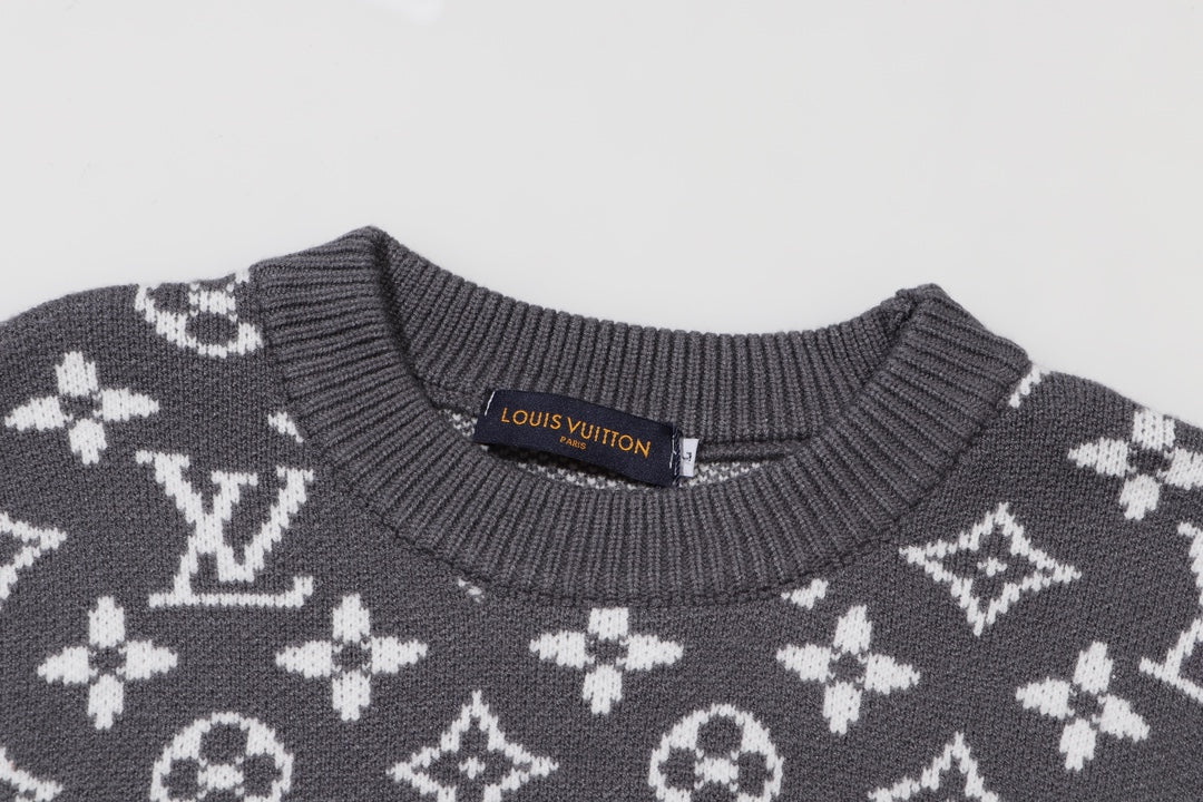 Classic Fashion Sweater-10195