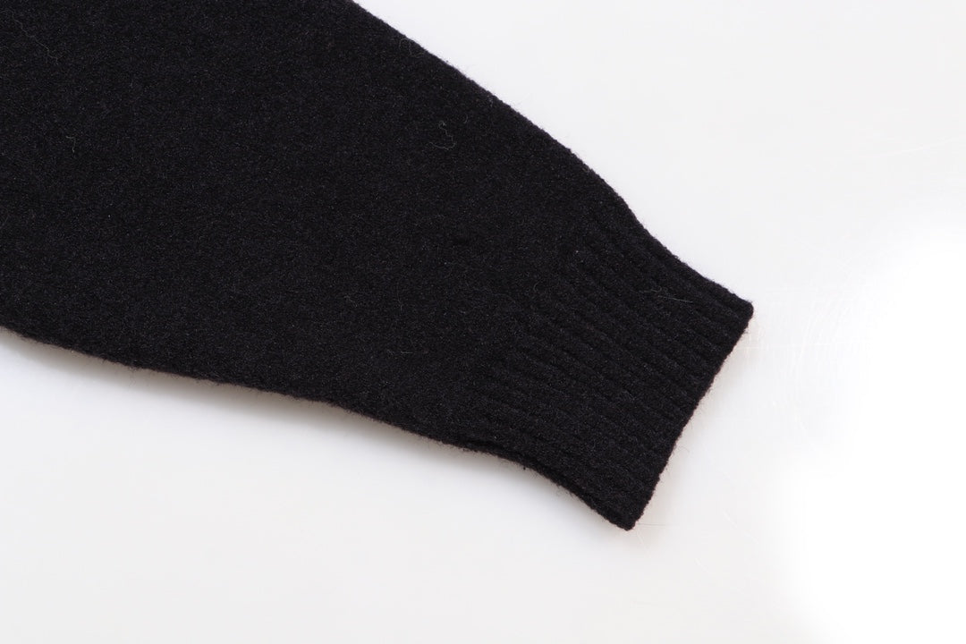 Classic Fashion Sweater-10198