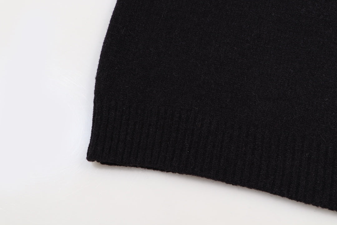Classic Fashion Sweater-10198